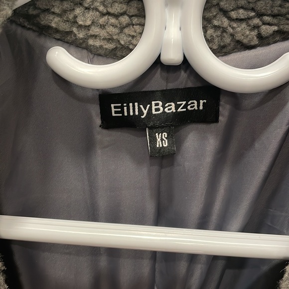 Oversized Sherpa Jacket - Picture 2 of 2